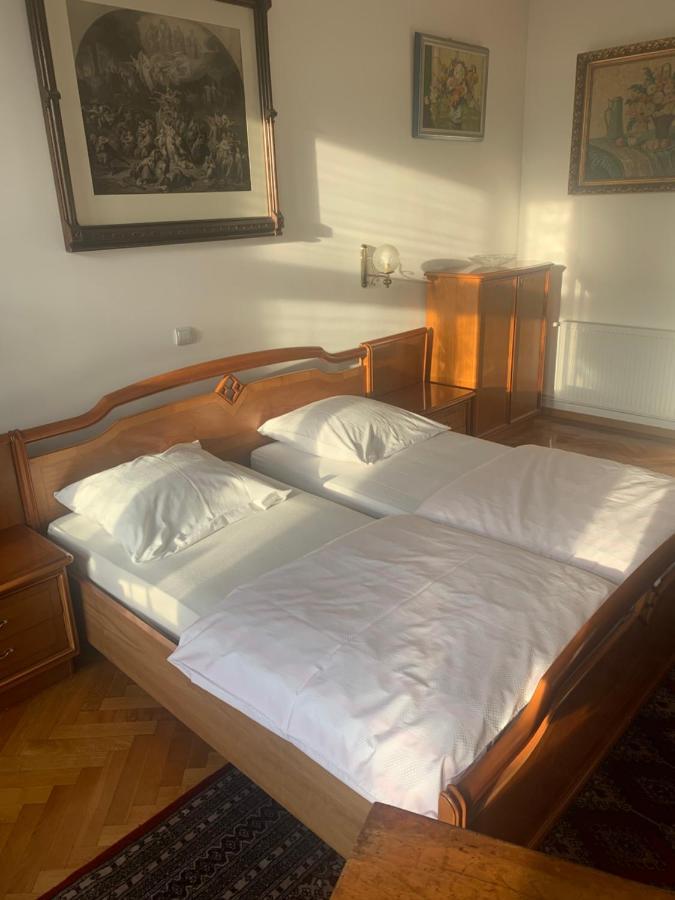Anastasia Mediaş Esterno foto