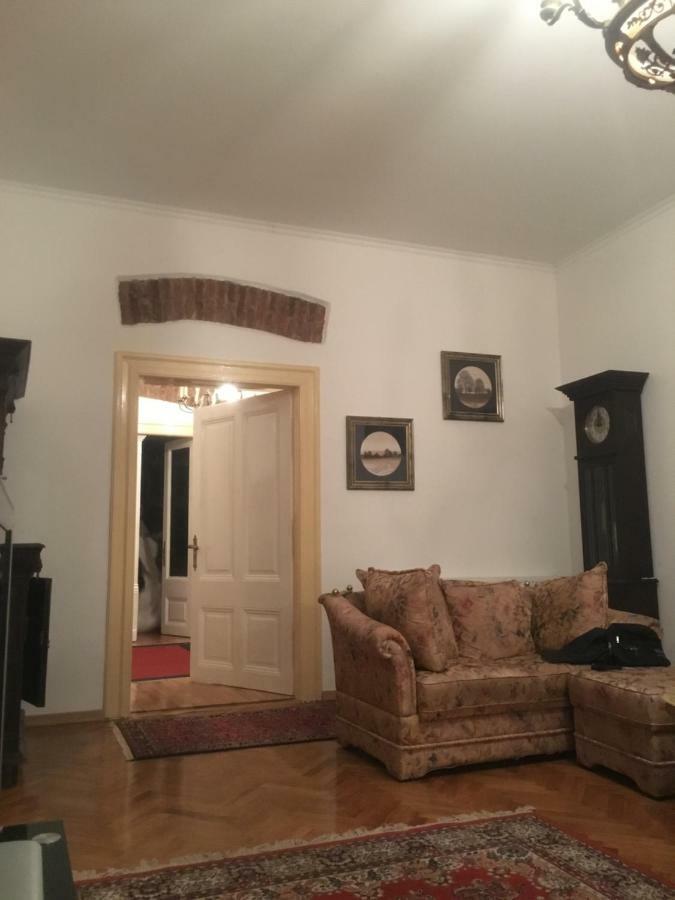 Anastasia Mediaş Esterno foto