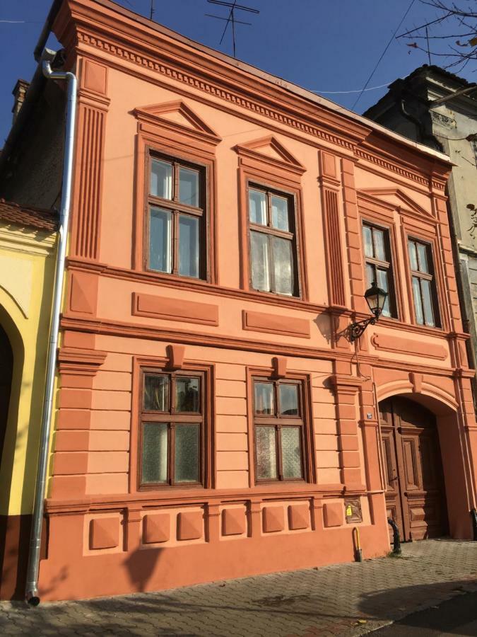 Anastasia Mediaş Esterno foto